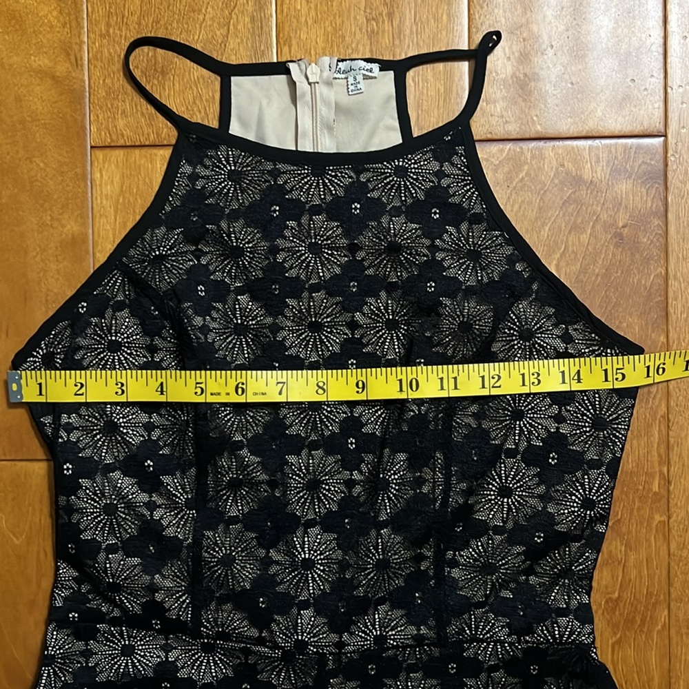 Bleuh Ciel Black Floral Lace Halter Romper Women’s Small Whimsigoth GNO Y2K - Picture 5 of 11